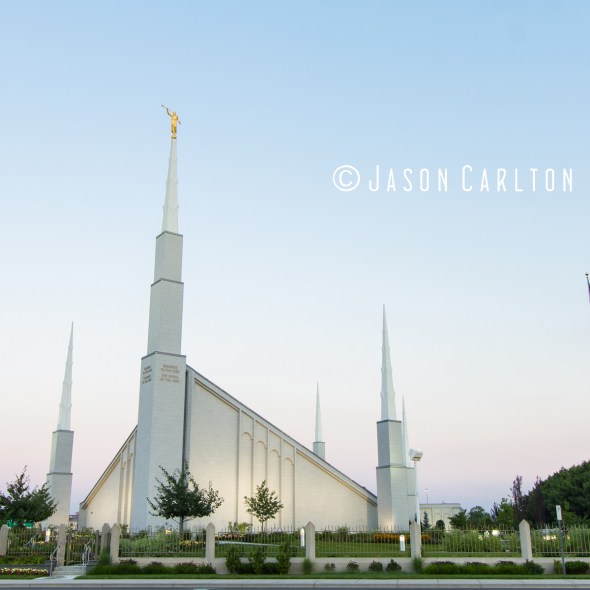Photo at dawn of the Boise Idaho Temple